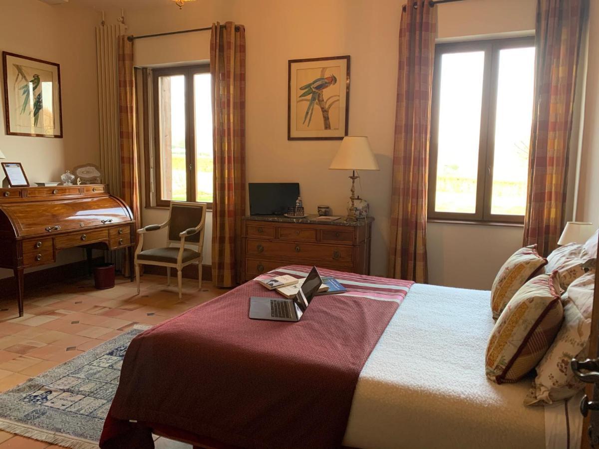 Le Pommier Doux, Maison D'Hote Du Domaine Du Chateau D'Argeronne La Haye-Malherbe Room photo